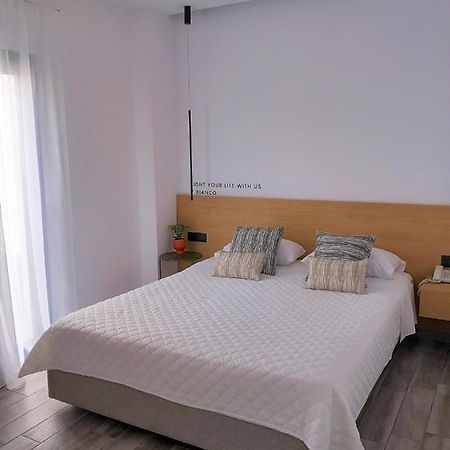 Bianco Hotel Lakkion Екстер'єр фото