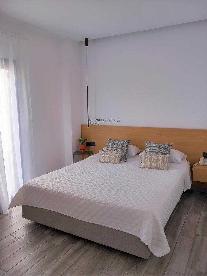 Bianco Hotel Lakkion Екстер'єр фото